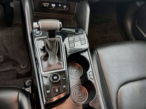 Used 2024 Kia Sportage EX FWD image 18
