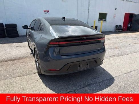 Used 2024 Toyota Prius XLE FWD image 7