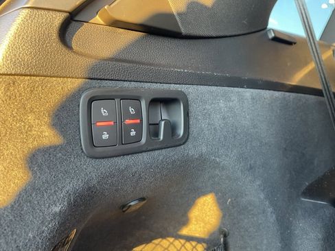 Used 2017 Audi Q7 3.0T Premium Plus image 30