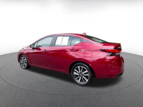 Used 2025 Nissan Versa SV FWD image 10