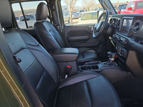 Used 2021 Jeep Gladiator Sport image 10