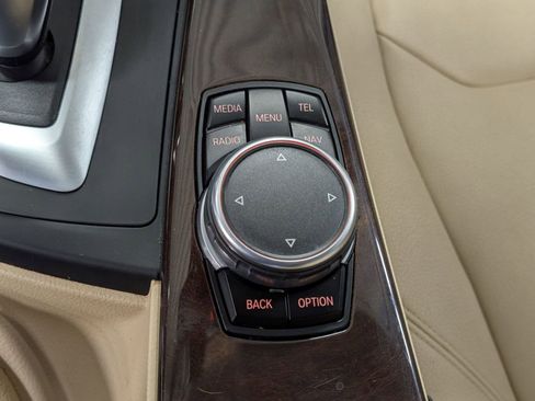 Used 2016 BMW 320i Sedan image 27