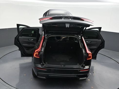 New 2026 Volvo XC60 T8 Core AWD/4WD image 33