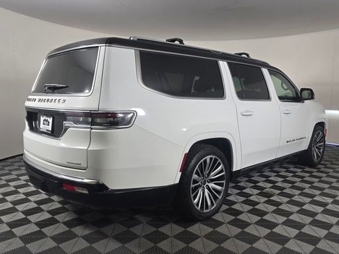 Used 2024 Jeep Grand Wagoneer L Series III AWD/4WD image 3