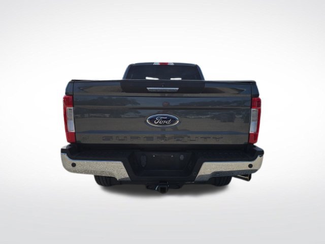 Used 2019 Ford F250 XLT w/ XLT Premium Package AWD/4WD image 4
