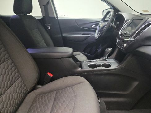 Used 2020 Chevrolet Equinox LT w/ Driver Convenience Package FWD image 21