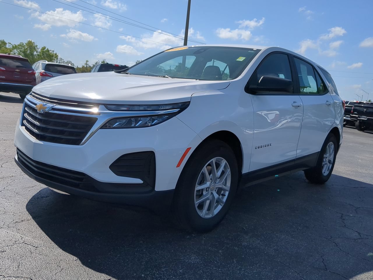 Used 2023 Chevrolet Equinox LS FWD image 8