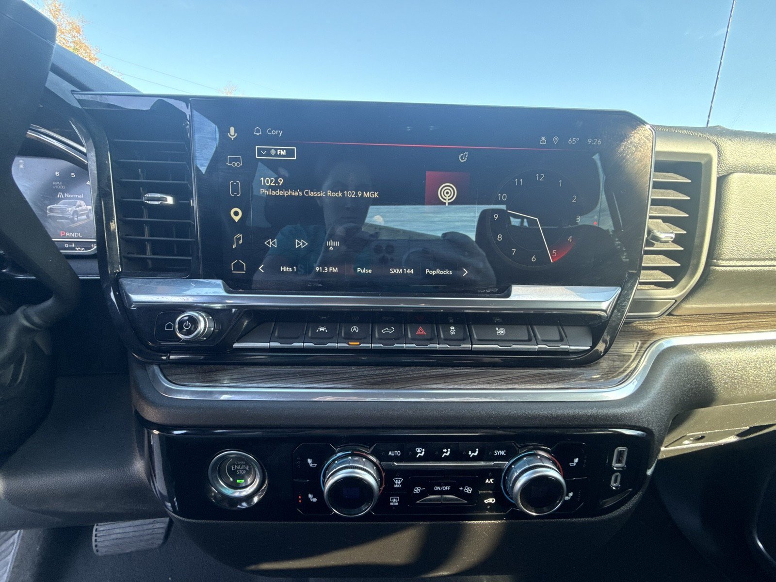 Used 2023 GMC Sierra 1500 Elevation AWD/4WD image 11