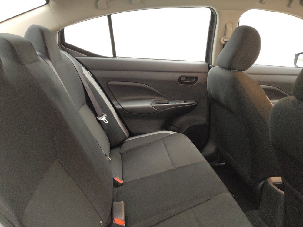 Used 2025 Nissan Versa S FWD image 19