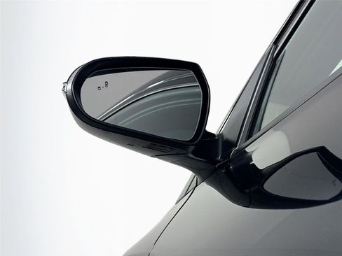 Used 2019 Hyundai Veloster Turbo image 5