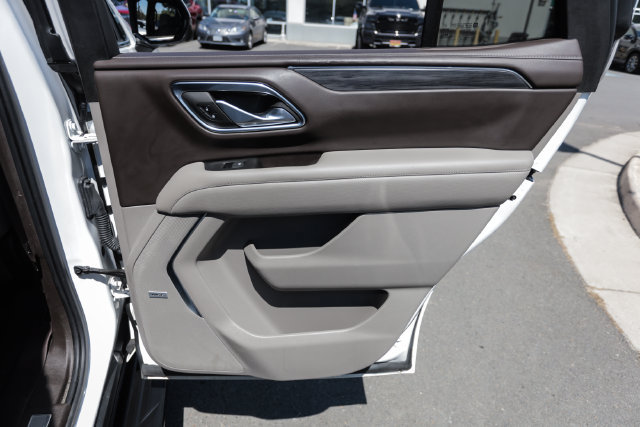 Used 2021 GMC Yukon SLT w/ SLT Premium Package AWD/4WD image 69