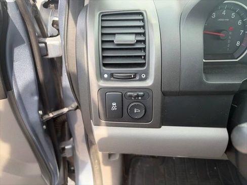 Used 2010 Honda CR-V LX image 19