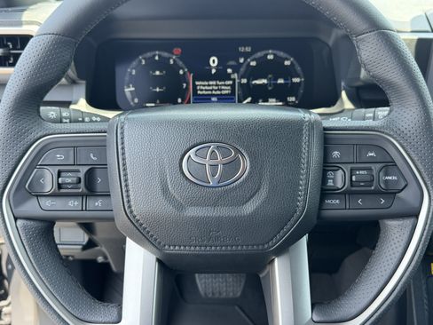 New 2026 Toyota 4Runner TRD Off-Road AWD/4WD image 21
