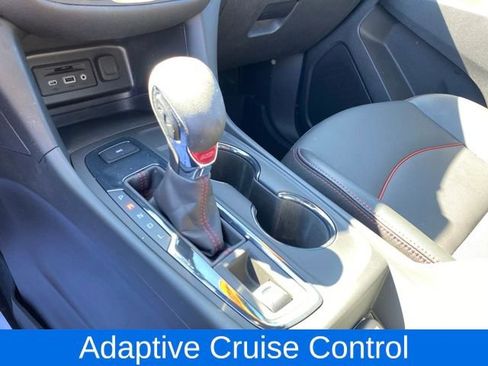 Used 2024 Chevrolet Equinox RS w/ RS Leather Package image 11