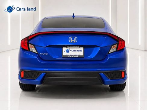 Used 2019 Honda Civic EX image 4