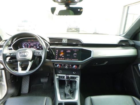 Used 2024 Audi Q3 2.0T Premium AWD/4WD image 9