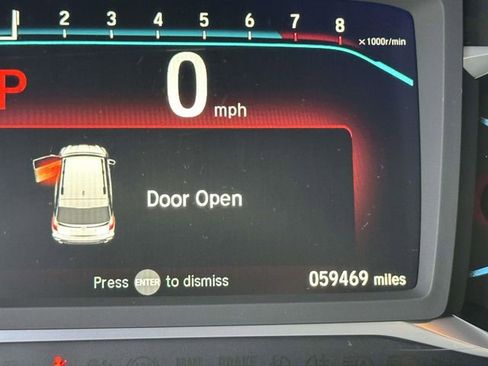 Certified 2020 Honda Pilot Touring image 25