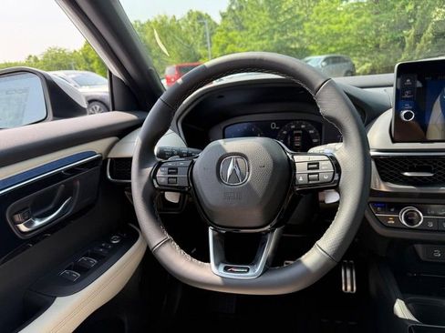 Certified 2025 Acura ADX A-Spec image 8
