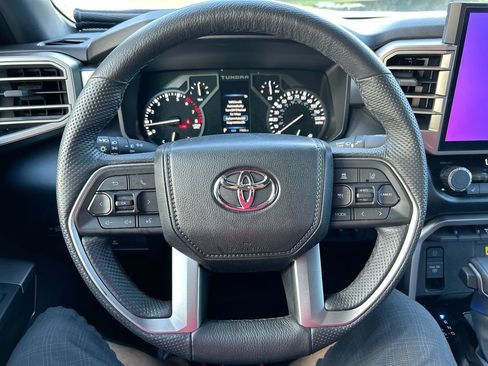 Used 2025 Toyota Tundra SR5 w/ SR5 Premium Package AWD/4WD image 15