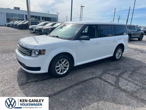 Used 2019 Ford Flex SE FWD image 2