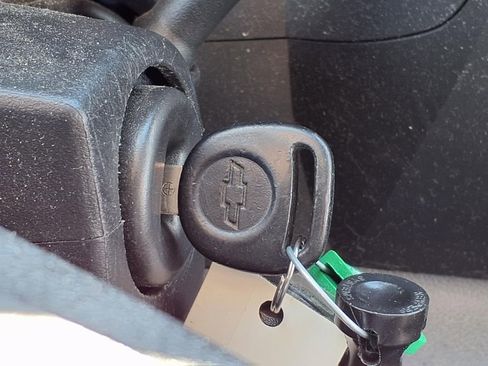 Used 2012 Chevrolet Silverado 1500 W/T w/ LS Package image 18