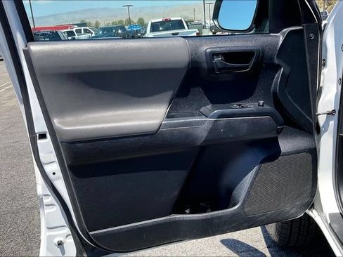 Used 2021 Toyota Tacoma SR RWD image 22