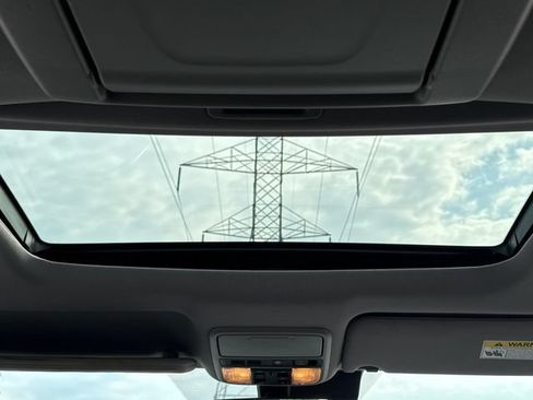 Used 2019 Honda Pilot Touring image 23