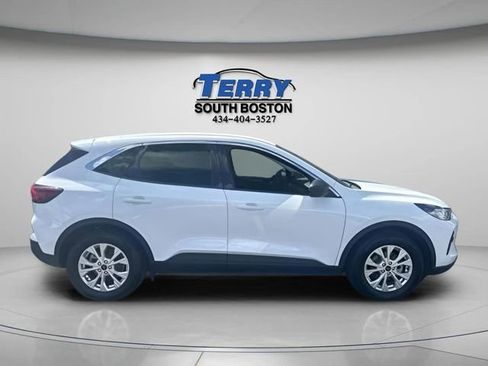 Used 2024 Ford Escape Active image 1