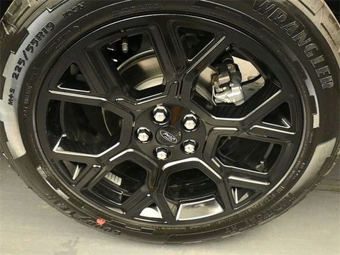 New 2026 Ford Maverick XLT w/ XLT Luxury Package image 9