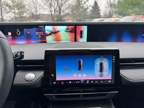 New 2026 Lincoln Nautilus Reserve image 25