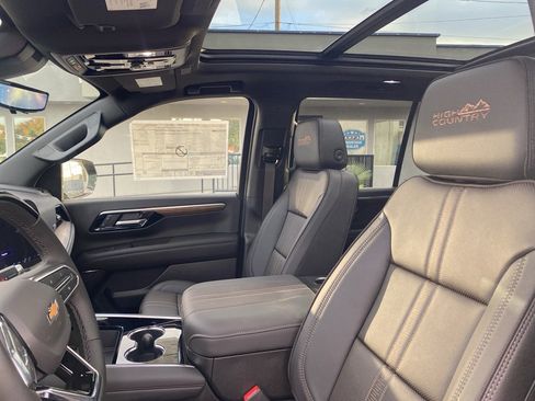 New 2026 Chevrolet Tahoe High Country w/ Sun And Tow Package image 18