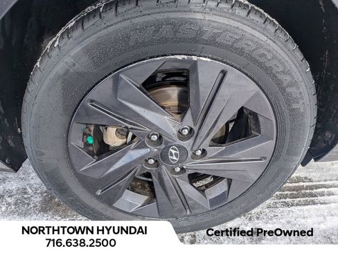 Certified 2023 Hyundai Elantra SEL image 41