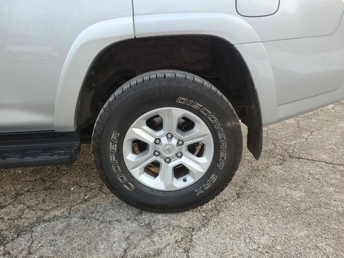 Certified 2018 Toyota 4Runner SR5 Premium image 10