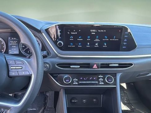 Used 2023 Hyundai Sonata SEL w/ Cargo Package image 10