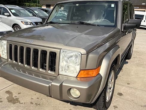 Used 2006 Jeep Commander 2WD image 8