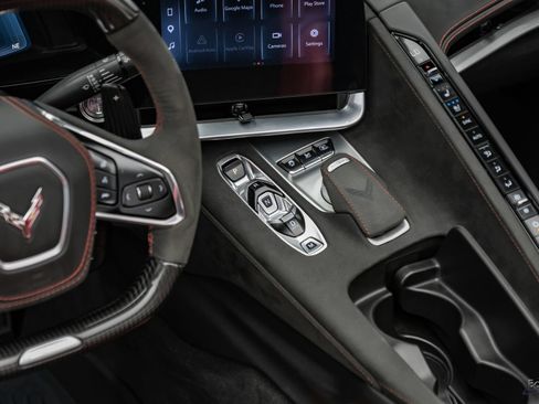 Used 2024 Chevrolet Corvette Z06 RWD image 72