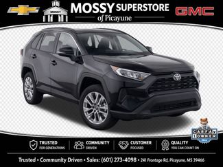 Used 2025 Toyota Corolla Cross LE FWD video 2