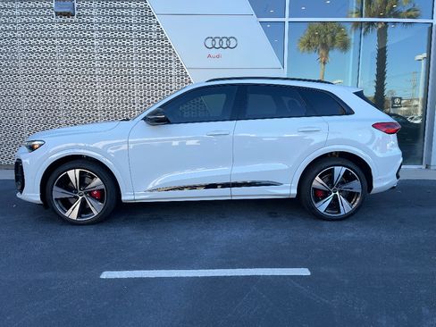 New 2025 Audi SQ5 Premium Plus image 3