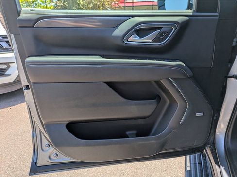 Used 2022 GMC Yukon AT4 image 10