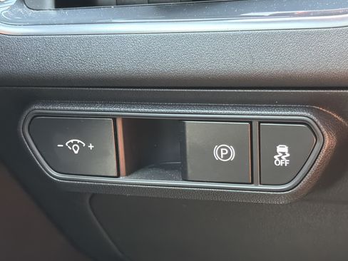 Certified 2025 Kia K4 GT-Line FWD image 14