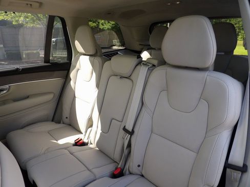 New 2026 Volvo XC90 B6 Ultra w/ Protection Package Premier AWD/4WD image 23