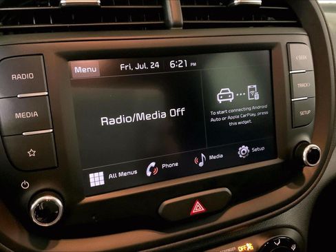Certified 2025 Kia Soul LX w/ LX Technology Package FWD image 6