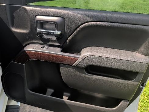 Used 2014 GMC Sierra 1500 SLE w/ SLE Value Package RWD image 11