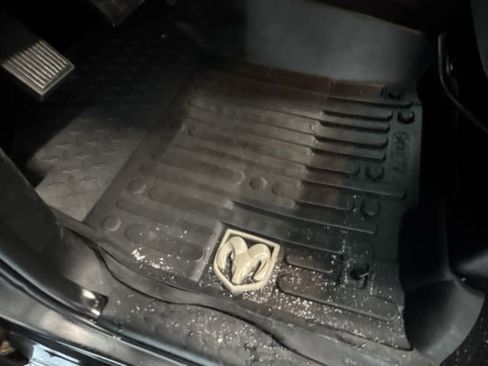 Used 2019 RAM 1500 Express w/ Express Value Package image 34