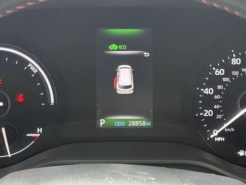 Used 2024 Toyota Sienna XSE FWD image 16