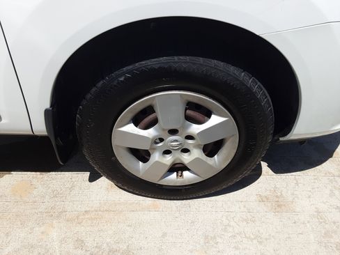 Used 2012 Nissan Rogue S image 23