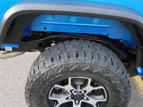 Used 2016 Jeep Wrangler Unlimited Sport w/ Quick Order Package 24S AWD/4WD image 28