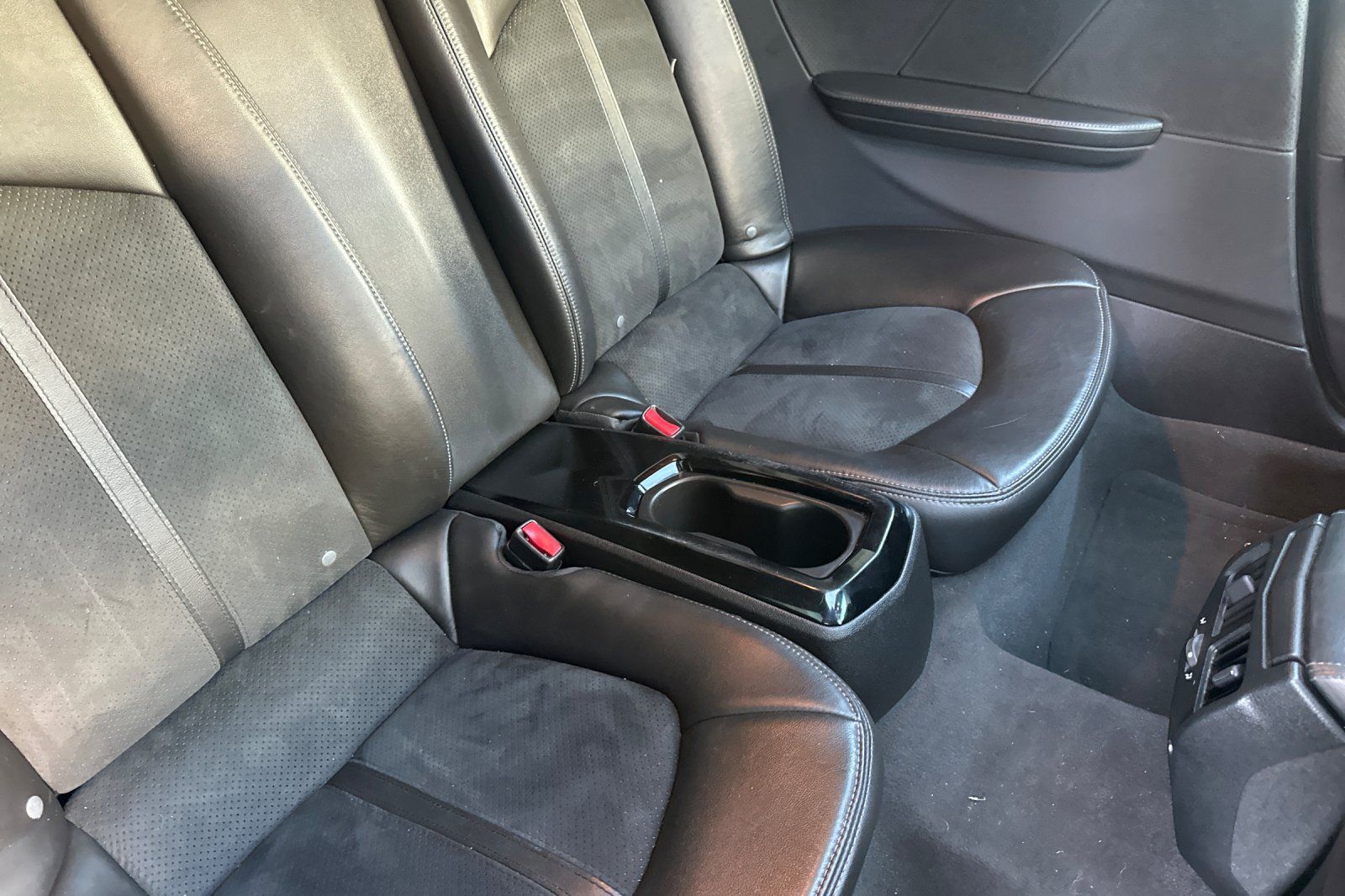 Used 2013 Cadillac CTS V RWD image 17