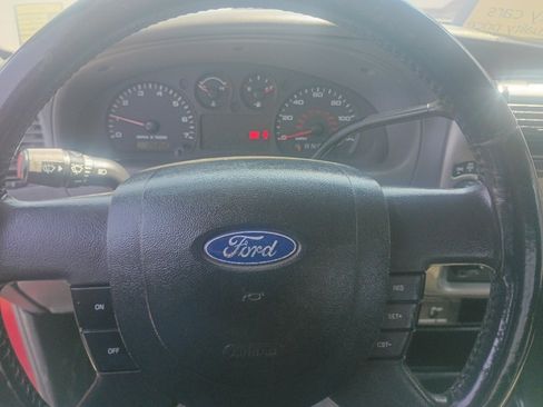Used 2005 Ford Ranger XLT AWD/4WD image 10