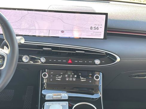 Certified 2026 Genesis GV70 2.5T AWD/4WD image 20